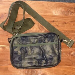 Haute Shore Premium Neoprene Cameo Collection Crossbody Purse Camo With Strap